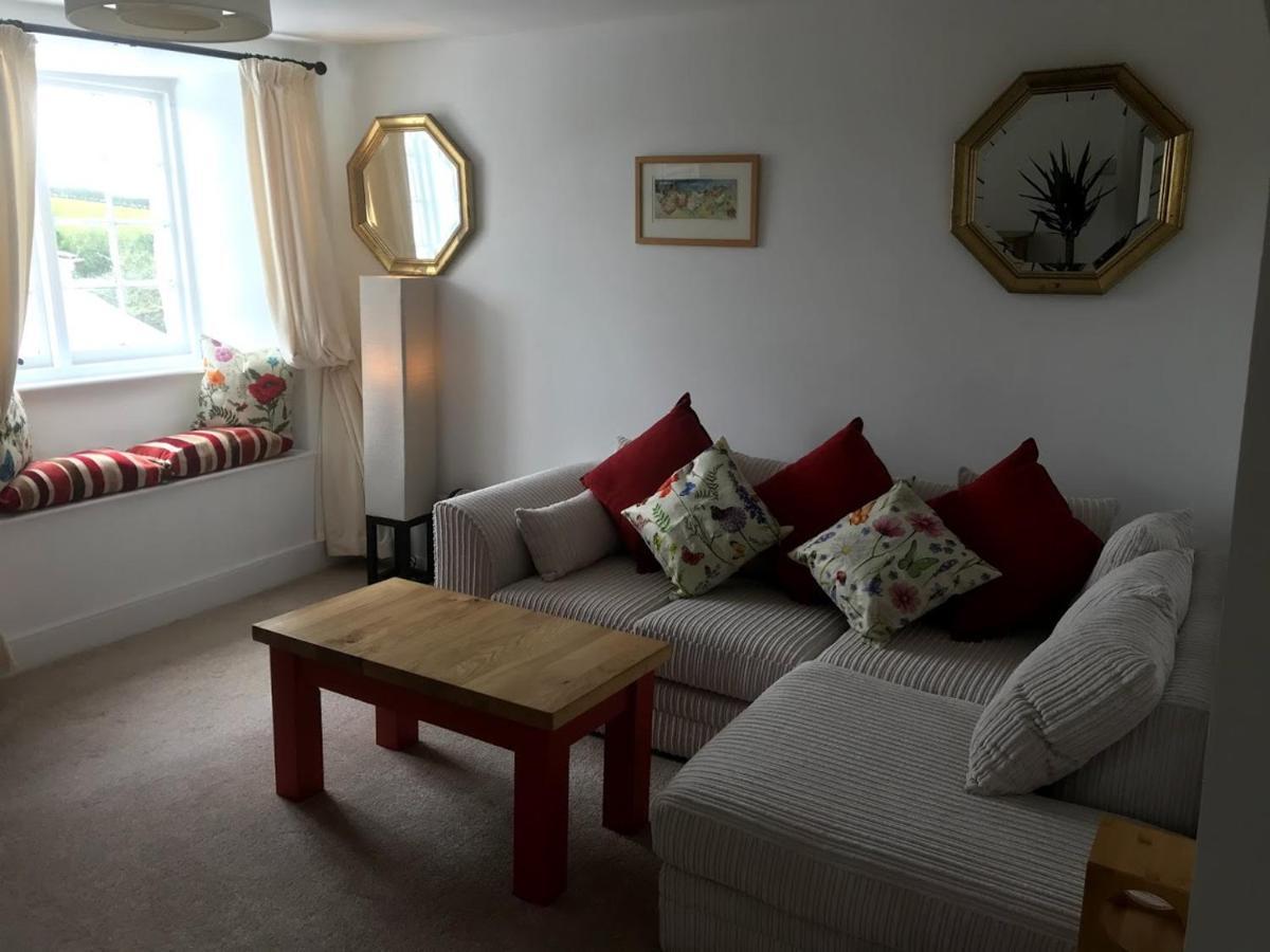 The Little House Harberton Hotel Тотнис Екстериор снимка